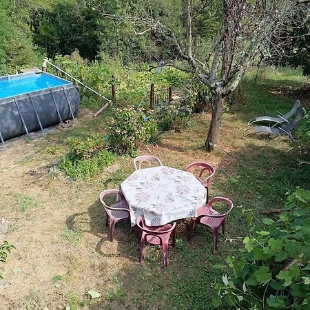 Appartement 2 A 4 Personnes Antraigues Exteriör bild