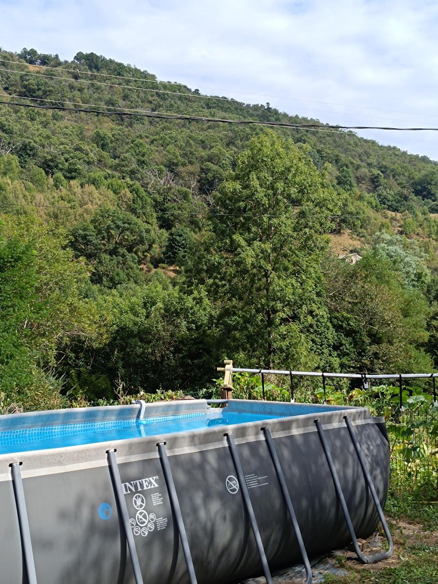 Appartement 2 A 4 Personnes Antraigues Exteriör bild